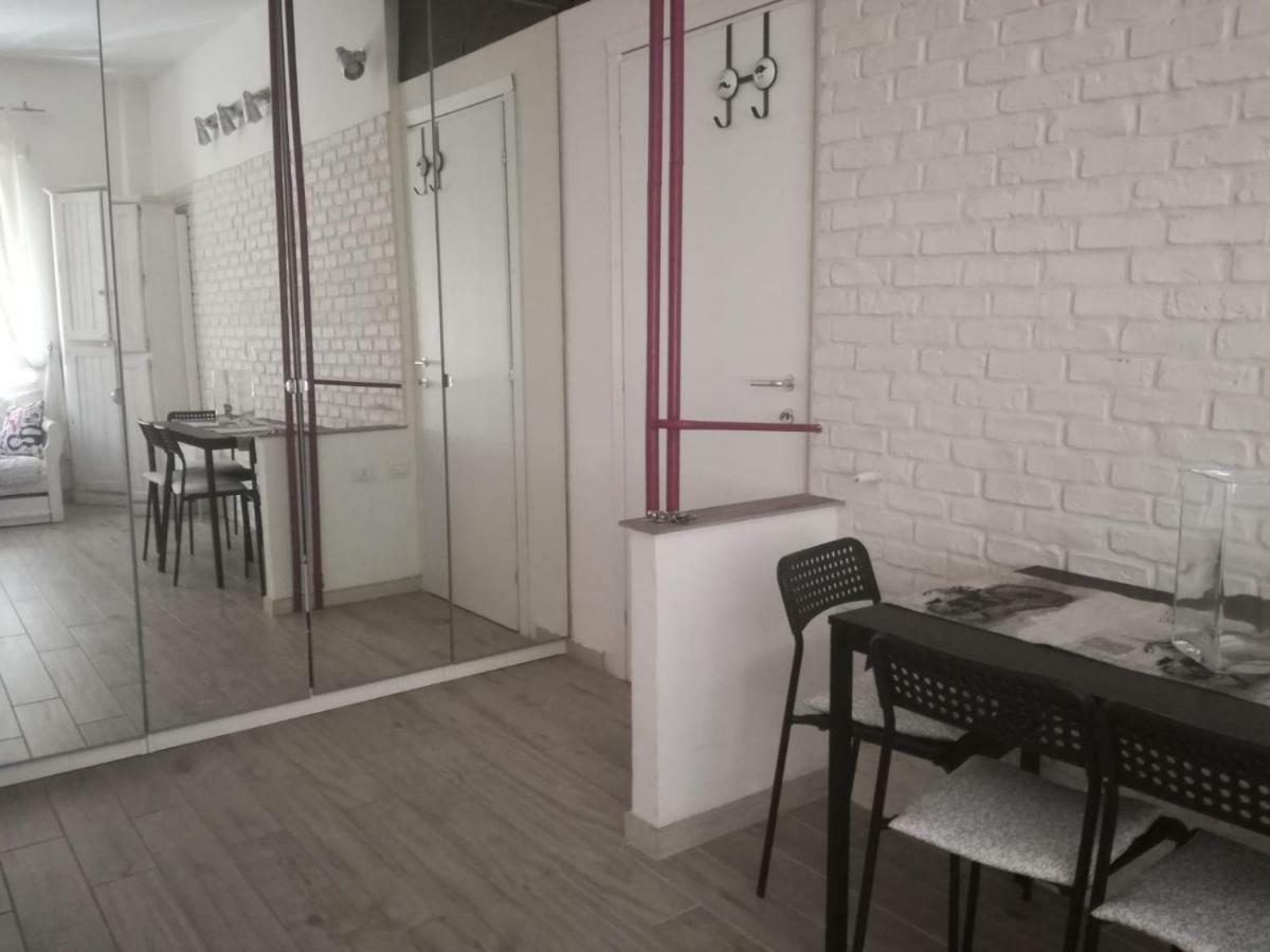 White Apartment Rome Luaran gambar